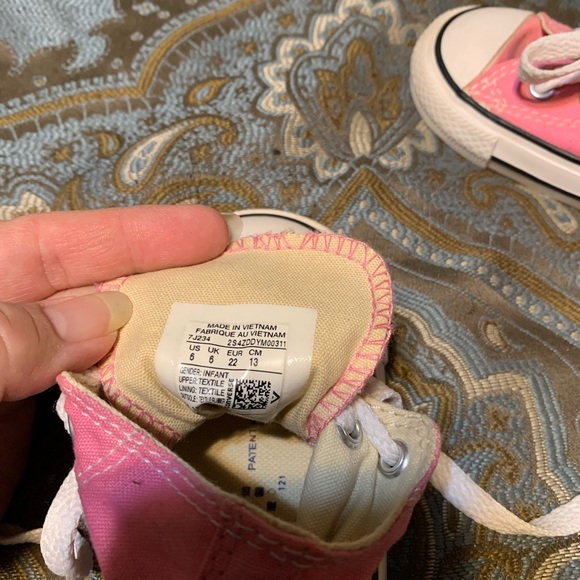 All Star Converse Brand New  Light Pink toddler kids size 6. - Picture 7 of 7